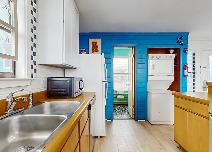 Holiday home Centrally-located Gulf Front Paradise Wfurnished Sun Deck & Gorgeous Water View Gulf Shores