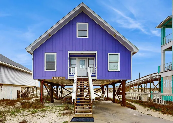 Centrally-located Gulf Front Paradise Wfurnished Sun Deck & Gorgeous Water View *